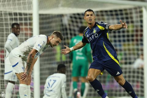 WATCH Video Highlights Al Nassr 1-4 Al Hilal 2024.08.18 All Goals Ronaldo ghi bàn duy nhất, Video highlights Al Nassr 1-4 Al Hilal, Clip Al Nassr 1-4 Al Hilal all goals highlights, See live result Al Nassr 1-4 Al Hilal, Al-Nassr Full Goals Highlights, Al-Hilal Full Goals Highlights, Saudi Super Cup Full Goals Highlights, Bóng đá Ả Rập Xê Út, Giải đấu bóng đá Ả Rập Xê Út, Clip kết quả bóng đá Ả Rập Xê Út hôm nay