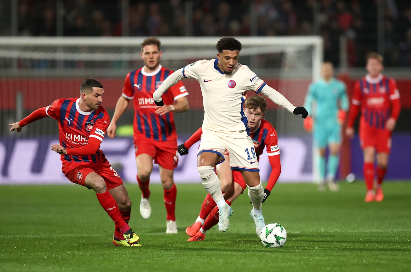 WATCH VIDEO Highlights Heidenheim 0-2 Chelsea 2024.11.28 All Goals, Video highlights Heidenheim 0-2 Chelsea, Clip Heidenheim 0-2 Chelsea all goal highlights, See live result Heidenheim 0-2 Chelsea, Clip bàn thắng Heidenheim 0-2 Chelsea, Heidenheim Goals Highlights, Chelsea Full Goals Highlight, Europa League Full Goals Highlight, UEFA Europa League Full Goals Highlights, Video bóng đá Cúp C2 Châu Âu, Clip kết quả bóng đá Cúp C2 Châu Âu hôm nay, Cup C2 Europa League