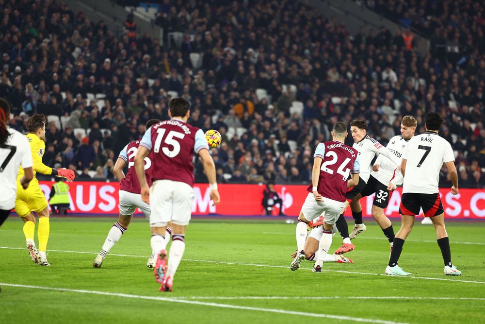 WATCH VIDEO Highlights West Ham 3-2 Fulham 2025.01.14 All Goals, Video highlights West Ham 3-2 Fulham, Clip West Ham 3-2 Fulham all goals highlights, See live result West Ham 3-2 Fulham, West Ham United Full Goals Highlight, Fulham Goals Highlights, Premier League, Premier League Full Highlight, Premier League Full Goals Highlight, Trực tiếp bóng đá ngoại hạng Anh