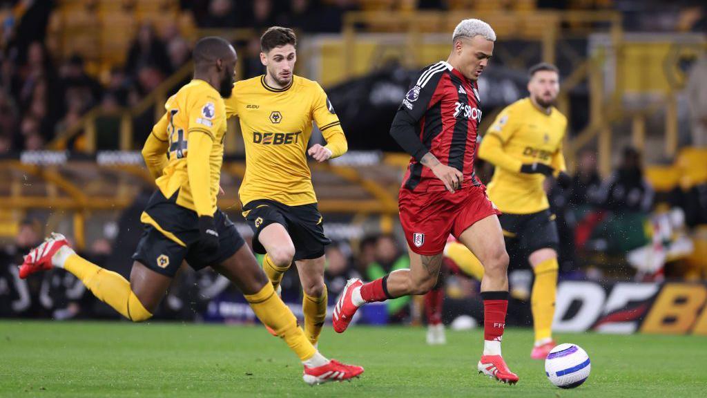 WATCH Highlights Wolverhampton 1-2 Fulham 2025.02.25 All Goals, Video highlights Wolverhampton 1-2 Fulham, Clip Wolverhampton 1-2 Fulham all goals highlights, See live result Wolverhampton 1-2 Fulham, Wolverhampton Full Goals Highlights, Fulham Goals Highlights, Premier League, Premier League Full Highlight, Clip bóng đá ngoại hạng Anh