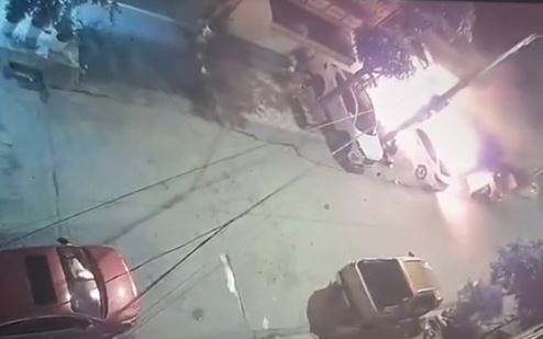Clip đối tượng phóng hỏa đốt nhà khiến 4 ngôi nhà ở Bắc Giang cháy rụi, Clip đốt nhà ở Bắc Giang, Đang nhảy sex nam thanh niên tử vong vì đột quỵ, Clip 3 con gái đốt nhà mẹ đẻ, Tranh giành đất 3 con gái đốt nhà mẹ đẻ, Clip lời khai của kẻ đốt quán cafe hát cho nhau nghe, Clip cháy nhà ở Hà Đông, Clip cháy nhà, Clip tin tức, Clip tin tức pháp luật