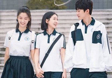 Bộ phim chuyển thể từ tiểu thuyết cùng tên của Junier, kể về sự hoán đổi danh tính đáng ngạc nhiên giữa nữ thần trường Zhu Niannian và kẻ gây rối táo bạo Chen Jing'an. Khi họ bước vào cuộc sống của nhau, một người trở nên nổi tiếng trong khi người kia gần gũi hơn với người yêu lâu năm của cô ấy...Phim Biển Hoa Flower Sea 2025 Full HD Vietsub Trọn Bộ, Phim Biển Hoa Flower Sea Vietsub, Phim Biển Hoa Flower Sea phụ đề, Xem trọn bộ Phim Biển Hoa Flower Sea, Xem Phim Biển Hoa Flower Sea trọn bộ Vietsub, Xem Phim Biển Hoa Flower Sea Full HD Online Vietsub, Xem Phim Biển Hoa Flower Sea Full Online phụ đề, Phim thanh xuân vườn trường, Phim Thanh Xuân, Phim thanh xuân Trung Quốc, Phim thanh xuân học đường, Phim bộ Trung Quốc, Phim bộ Trung Quốc 2025