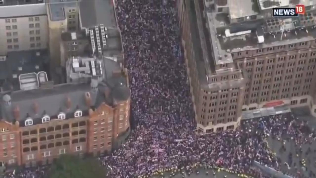 BREAKING: Massive crowds in London for a 'Unite the Kingdom' rally. Organisers are expecting up to 1 million attendees....BREAKING VIDEO Massive crowds in London for a Unite the Kingdom rally, Breaking news video, Breaking video today, Breaking news today, Post news hot today, Today news Video, US news video today, US news today, News hot today, Shock news today, Hot news today on the world, US today news, Hot news today, Latest today news video