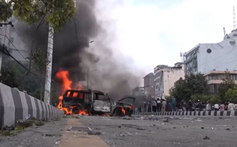 FULL CLIP Violent protest clip of GenZ in Nepal due to social media ban at least 19 killed, Violent protest clip of GenZ in Nepal due to social media ban, Video cuộc biểu tình của GenZ ở Nepal do bị cấm sử dụng mạng xã hội, Clip GenZ biểu tình bạo loạn ở Nepal do bị cấm mạng xã hội, Clip Nepal riots due to social media ban, FULL CLIP GenZ bạo động biểu tình ở Nepal, Protests erupt in Nepal over social media ban at least 19 killed, Shock news today, Shocking news video today, Shock news video Hamas, Shocking news video, India shocking news, Hot news today, News hot today, Hot news today on the world, Clip tin tức, Clip tin tức cháy nổ