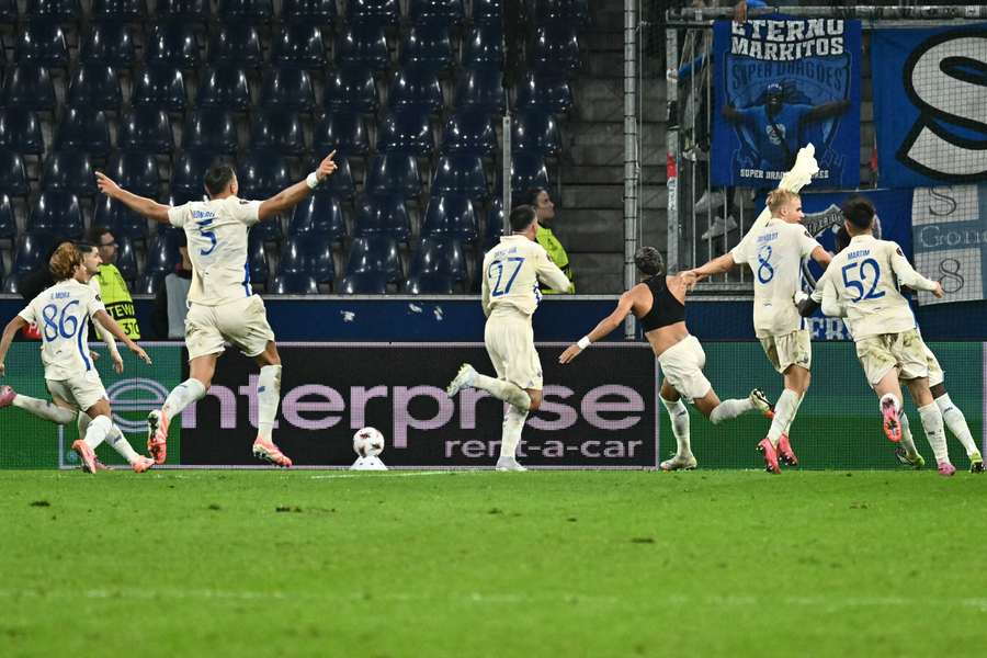 WATCH Salzburg 0-1 Porto Extended Highlights Full HD 2025.09.25, Video Salzburg 0-1 Porto Highlights, Salzburg Full Goals Highlight, FC Porto Full Goals Highlight, UEFA Europa League Full Goals Highlights, Europa League Full Goals Highlight, Video bóng đá Cúp C2 Châu Âu, Clip kết quả bóng đá Cúp C2 Châu Âu hôm nay