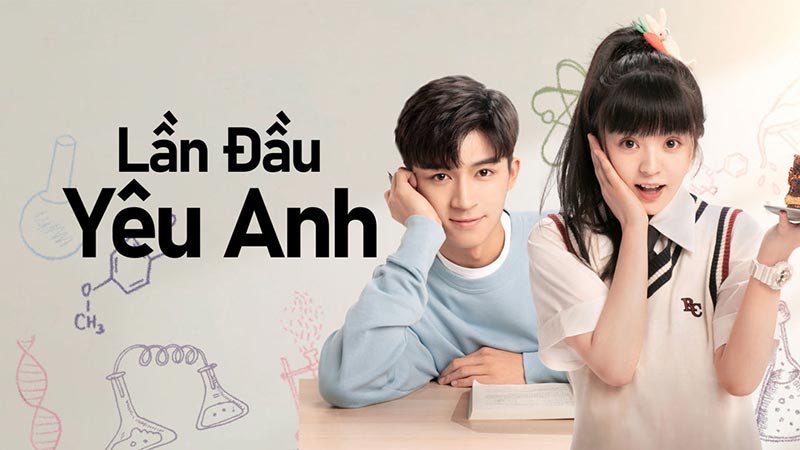 Lần Đầu Yêu Anh là một bộ phim về tình yêu tuổi trẻ của đạo diễn Thẩm Thấm Nguyên với sự tham gia của Điền Hi Vi và Vương Tinh Việt.Bộ phim kể về Lư Vãn Vãn - cô sinh viên năm hai khoa Lâm sàng của trường Đại học Y Thanh Diệu, vậy mà tâm lý kém khiến cô có biểu hiện bất thường mỗi khi thi cử, điều này không phù hợp với ngôi trường y khoa nghiêm ngặt...Phim Lần Đầu Yêu Anh 2022 Full HD Thuyết Minh Vietsub, Special First Love Class Full HD Online, Special First Love Class Vietsub, Phim Lần Đầu Yêu Anh HD Online, Xem Phim Lần Đầu Yêu Anh thuyết minh, Xem Phim Lần Đầu Yêu Anh Vietsub, Xem Phim Lần Đầu Yêu Anh phụ đề, Xem Phim Lần Đầu Yêu Anh trọn bộ Online, Xem trọn bộ Phim Lần Đầu Yêu Anh thuyết minh online, Phim Lần Đầu Yêu Anh đầy đủ thuyết minh, Phim Thanh Xuân, Phim thanh xuân học đường, Phim thanh xuân vườn trường, Phim tình cảm thanh xuân Trung Quốc, Phim thanh xuân Trung Quốc, Phim học đường hay nhất, Phim học đường, Phim học đường Trung Quốc, Phim bộ Trung Quốc, Phim bộ Trung Quốc 2022, Phim hay Điền Hi Vi, Tuyển tập phim hay Vương Tinh Việt, Phim hay Vương Tinh Việt, Phương Hiểu Đông, Thôi Thiệu Dương, Triệu Dục Huyên