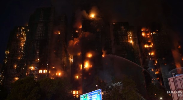 VIDEO At least 36 dead 279 missing as major fire rages at Hong Kong housing estate, SHOCKING VIDEO Hundreds of people missing in Hong Kong fire, Clip tin tức, Clip tin tức cháy nổ, Fire in many adjacent apartment buildings in Hong Kong many people died and went missing, Shock news today, Shocking news video, Shocking news video today, US news today, US today news, News hot today, US news video today, Hot news today, Latest today news video, Post news hot today, Today news Video, Hot news today on the world, Horrific apartment fire in Hong Kong leaves hundreds dead and missing