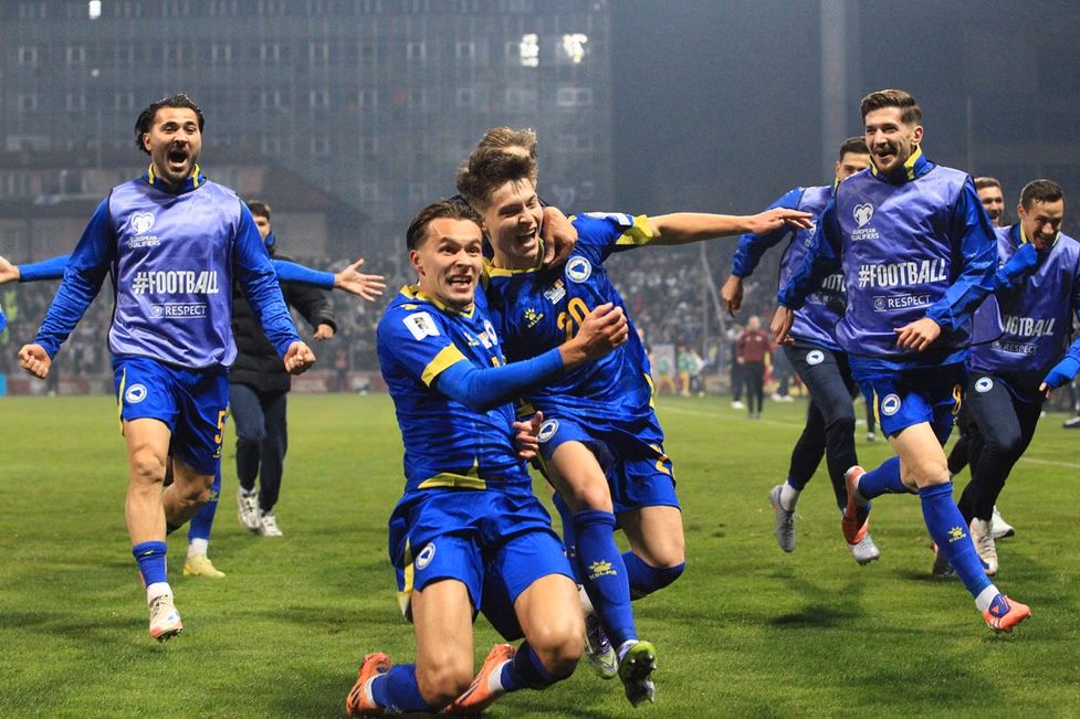 Watch Bosnia-Herzegovina 3-1 Romania Full Extened Highlights & Goals 2025.11.15, WC 2026 Qualifiers Full Highlights, Video Bosnia-Herzegovina 3-1 Romania Highlights, See video results Bosnia-Herzegovina vs Romania all goals, Bosnia-Herzegovina Goals Highlights, Romania Full Goals Highlight, Video Vòng Loại World Cup 2026, Vòng loại World Cup 2026, Clip bóng đá Vòng Loại World Cup 2026, World Cup 2026, Video bàn thắng World Cup 2026, Video bóng đá World Cup 2026, World Cup 2026 Qualifiers, Kết quả bóng đá hôm nay 2025-11-15, Result Football Today 2025-11-15