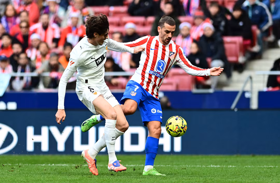 Watch Atletico Madrid 2-1 Valencia Full Extended Highlights & Goals 2025.12.13, La Liga Highlight, La Liga Full Goals Highlight, La Liga Full Highlight, Video Atletico Madrid 2-1 Valencia Highlights, Atletico Madrid Full Goals Highlight, Valencia Full Goals Highlight, Clip bóng đá Tây Ban Nha, Clip kết quả bóng đá Tây Ban Nha hôm nay, Latest Football Full Highlights, Latest Football Highlights, Kết quả bóng đá hôm nay 2025-12-13, Result Football Today 2025-12-13