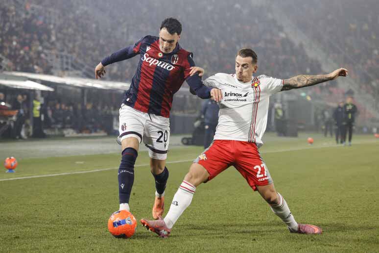 Watch Bologna 1-3 Cremonese Full Highlights & Goals 2025.12.01, Serie A Highlight, Serie A Full Goals Highlight, Video Bologna 1-3 Cremonese Highlights, Bologna Full Goals Highlight, Cremonese Full Goals Highlights, Clip kết quả bóng đá Ý Italia hôm nay, Clip bóng đá Ý, Kết quả bóng đá hôm nay 2025-12-01, Result Football Today 2025-12-01