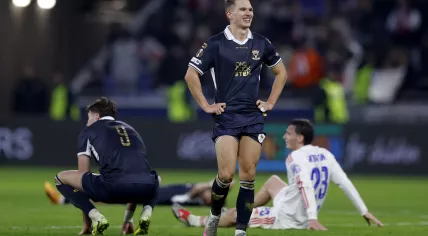 Watch Lyon 2-1 Go Ahead Eagles Full Highlights 2025.12.11, UEFA Europa League Full Goals Highlights, Europa League Full Goals Highlight, Video Lyon 2-1 Go Ahead Eagles Highlights, Lyon Full Goals Highlight, Go Ahead Eagles Full Goals Highlights, Result Football Today 2025-12-11, Kết quả bóng đá hôm nay 2025-12-11, Cup C2 Europa League, Video bóng đá Cúp C2 Châu Âu, Clip kết quả bóng đá Cúp C2 Châu Âu hôm nay, Latest Football Highlights, Latest Football Full Highlights