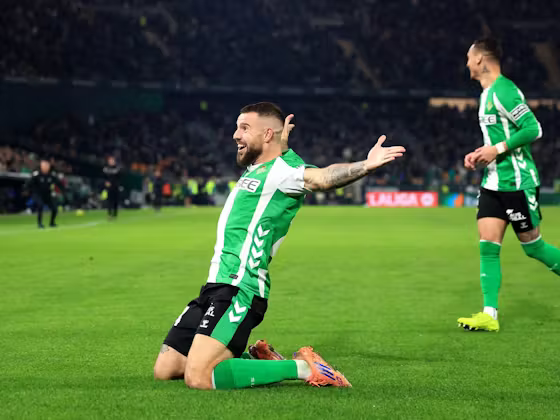 Antony's Real Betis consolidated their sixth-place position in La Liga after a resounding victory over Getafe. Antony continued to be one of Real Betis' most dangerous attacking players in this match, despite missing a chance in the first five minutes. Watch Real Betis 4-0 Getafe Full Extended Highlights & Goals 2025.12.21, La Liga Highlight, La Liga Full Highlight, La Liga Full Goals Highlight, Video Real Betis 4-0 Getafe Full Highlights, Real Betis Full Goals Highight, Getafe Full Goals Highlight, Latest Football Full Highlights, Latest Football Highlights, Kết quả bóng đá hôm nay 2025-12-21, Result Football Today 2025-12-21, Clip bóng đá Tây Ban Nha, Clip kết quả bóng đá Tây Ban Nha hôm nay