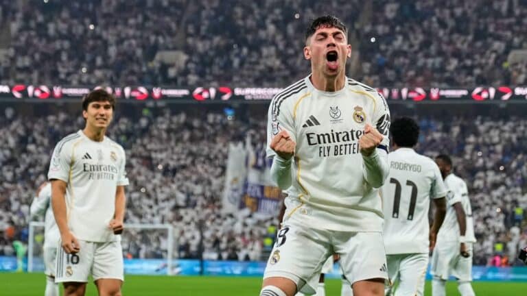 Goals from Valverde and Rodrygo helped Real Madrid beat Atletico 2-1, securing their place in the Spanish Super Cup final against arch-rivals Barcelona. WATCH Highlights Atletico Madrid vs Real Madrid Full Extended 2026.01.08, Spanish Super Cup, Super Cup Full Goals Highlights, See Atletico Madrid vs Real Madrid result, Video Atletico Madrid 1-2 Real Madrid highlights, Atletico Madrid Full Goals Highlight, Real Madrid Full Goals Highlight, Latest Football Highlights, Latest Football Full Highlights, Kết quả bóng đá hôm nay 2026-01-08, Result Football Today 2026-01-08