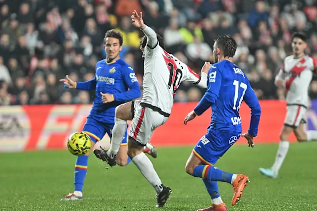 Vallecano vs Getafe 1-1: Dramatic 7 yellow cards, De Frutos opens the scoring, Arambarri secures a valuable point in injury time. WATCH Rayo Vallecano 1-1 Getafe Full Highlights Extended 2026.01.02, La Liga Full Highlight, La Liga Full Goals Highlight, La Liga Highlight, Video Rayo Vallecano 1-1 Getafe Highlights, Rayo Vallecano Full Goals Highlight, Getafe Full Goals Highlight, Latest Football Full Highlights, Latest Football Highlights, Kết quả bóng đá hôm nay 2026-01-02, Result Football Today 2026-01-02, Clip bóng đá Tây Ban Nha, Clip kết quả bóng đá Tây Ban Nha hôm nay