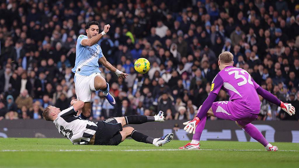 Man City 3-1 Newcastle United Full Highlights Extended 2026.02.04, EFL Cup Full Goals Highlights, Video bóng đá EFL Cup hôm nay, EFL Carabao Cup, EFL Cup Full Goals Highlight, Video Man City 3-1 Newcastle United all goals, Man City vs Newcastle United result, Manchester City Full Goals Highlight, Newcastle United Full Goals Highlights, Carabao Cup Goals Highlights, Latest Football Highlights, Latest Football Full Highlights, Kết quả bóng đá hôm nay 2026-02-02, Result Football Today 2026-02-02