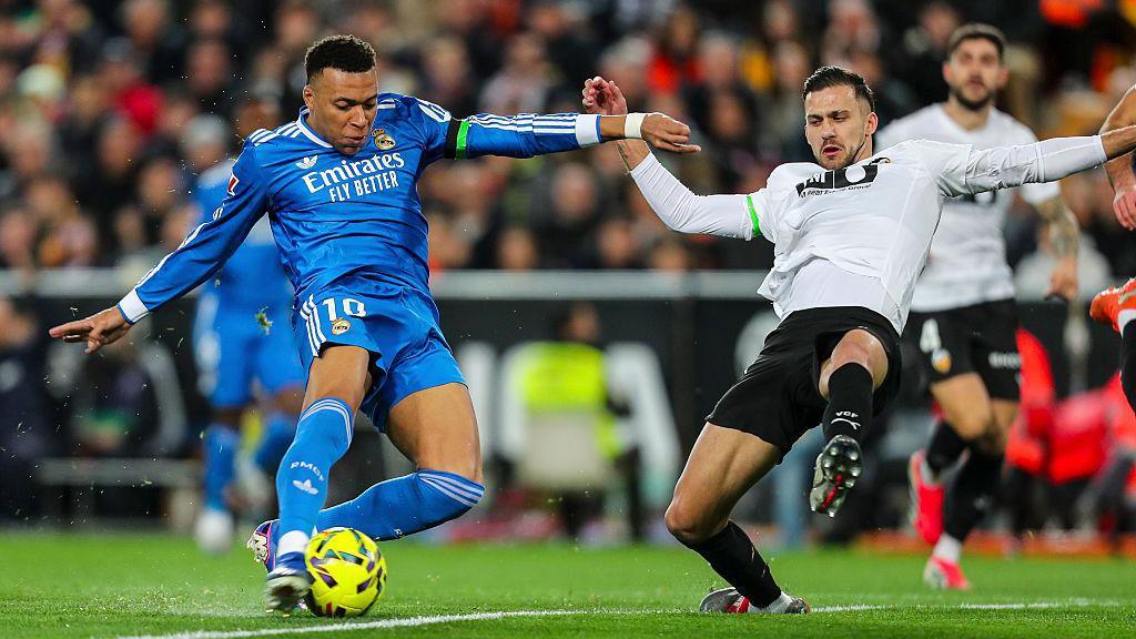 VIDEO Valencia 0-2 Real Madrid Full Highlights Extended 2026.02.08, La Liga Highlight, La Liga Full Goals Highlight, La Liga Full Highlight, Video Valencia 0-2 Real Madrid all goals, Valencia vs Real Madrid result, Valencia Full Goals Highlight, Real Madrid Full Goals Highlight, Latest Football Full Highlights, Latest Football Highlights, Result Football Today 2026-02-08, Kết quả bóng đá hôm nay 2026-02-08, Clip kết quả bóng đá Tây Ban Nha hôm nay, Clip bóng đá Tây Ban Nha