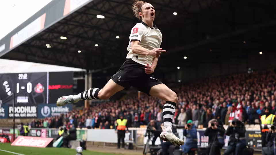 VIDEO Port Vale FC 1-0 Sunderland Full Highlights Extended 2026.03.08, Port Vale FC vs Sunderland highlights, Port Vale FC Full Goals Highlights, Sunderland Full Goals Highlights, FA Cup Full Goals Highlight, FA Cup, Latest Football Full Highlights, Latest Football Highlights, Kết quả bóng đá hôm nay 2026-03-08, Result Football Today 2026-03-08