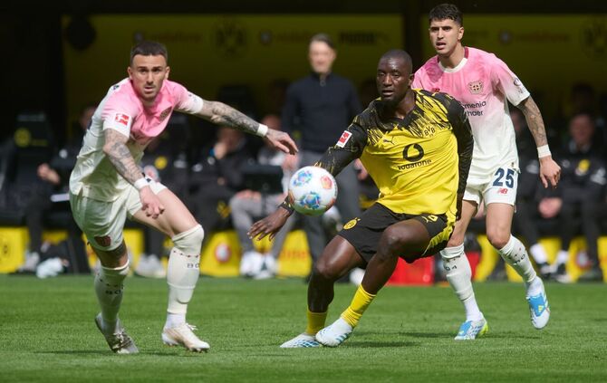 VIDEO Dortmund 0-1 Bayer Leverkusen Full Highlights 2026.04.11, Dortmund vs Bayer Leverkusen highlights, Dortmund Full Goals Highlights, Bayer Leverkusen Full Goals Highlight, Bundesliga Full Goals Highlight, Latest Football Full Highlights, Latest Football Highlights, Result Football Today 2026-04-11, Kết quả bóng đá hôm nay 2026-04-11
