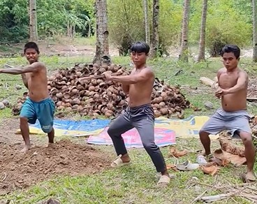 Funny Video Compilation Watch Till The End, Funny Video Compilation on Facebook, Funny Video Collections, Comedy Video Collection, Funny Video Compilation 2026, Video Funny Animal Collection, The Sweetest And Cutest Duo Funny Babies Video, Funny animals cute video, Like owner Like dog The dog imitates its owner Funny Dogs Funny Video, Video Baby Dogs Cute and Funny Dog, goalkeeper hit in face funny video, Funny dogs video, Tổng hợp video động vật hài hước, Video clip chó mèo hài hước khắp thế giới, Clip hài hước, Clip anh thợ cắt tóc hài hước, Clip những pha chơi khăm hài hước nhất, Clip hát nhép hài hước, Clip hài hước trẻ em, Clip động vật hài hước, Clip giải trí, Clip Mới Nhất Hôm Nay