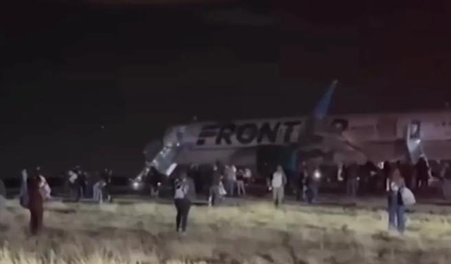Frontier Airlines plane hits person video, Denver airport runway accident 2026, Frontier Airlines emergency evacuation, Denver International Airport security breach, Airbus A321neo runway incident, Breaking political news, Breaking news today, Breaking news America, Breaking news video, Breaking world news, Breaking news protest, Breaking news USA, Miami airport arrest baggage fee Frontier Airlines incident, Post news hot today, US today news, Shock news today, Latest today news video