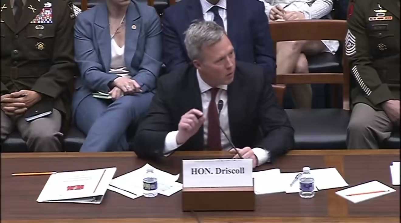 $6 Part vs $40.000 System: Debate Over Military Procurement and Right to Repair, Right to Repair in Defense: What the Black Hawk Parts Issue Reveals, Black Hawk Helicopter Maintenance Cost Issue, U.S. Defense Procurement Debate Explained, Military Right To Repair Policy NDAA, Defense Supply Chain Cost Efficiency Analysis, Helicopter Parts Replacement Cost Controversy, Pentagon Procurement System Challenges, Military Equipment Maintenance And Repair Rights, U.S. Army Black Hawk Logistics Discussion, Government Spending Efficiency Defense Sector, Right To Repair Debate United States Military, Defense Contractor Parts Access Policy, Military Maintenance Cost Reduction Strategies, Breaking news America, Breaking news video, Breaking news USA, Breaking political news, Breaking world news, Breaking news today, Donald Trump breaking news, Breaking news protest