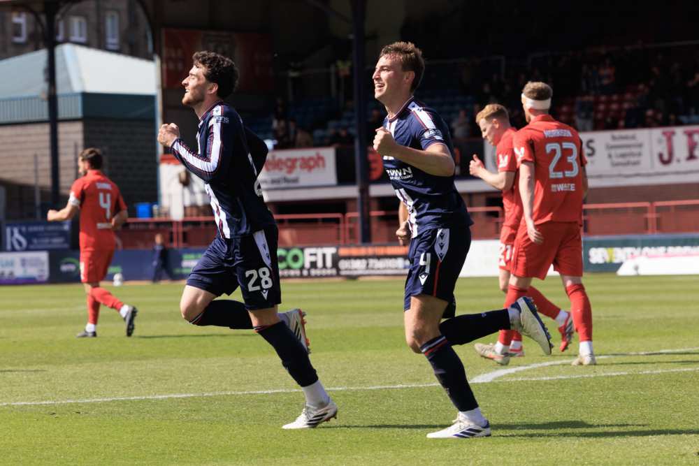WATCH Dundee 3-2 Aberdeen Full Highlights 2026.05.17, Scottish Premiership Full Highlights, William Hill Premiership, James Tavernier Premiership, Video Dundee vs Aberdeen all goals & highlights, Dundee Full Goals Highlights, Aberdeen Full Goals Highlights, Latest Football Full Highlights, Latest Football Highlights, Football Full Goals Highlight, Football Full Highlight, Result Football Today 2026-05-17, Kết quả bóng đá hôm nay 2026-05-17
