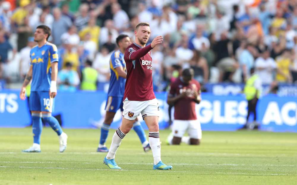 Watch latest football highlights West Ham United 3-0 Leeds United highlights from the Premier League played on 24 May 2026. The video above features the goals and key moments from West Ham United vs Leeds United, allowing fans to relive the action from this match.  WATCH West Ham 3-0 Leeds Full Highlights Extended 2026.05.24, Premier League Full Highlight, Premier League Full Goals Highlight, Video West Ham vs Leeds all & goals highlights, West Ham Full Goals Highlight, Leeds United Full Goals Highlights, Latest Football Highlights, Latest Football Full Highlights, Kết quả bóng đá hôm nay 2026-05-24, Result Football Today 2026-05-24