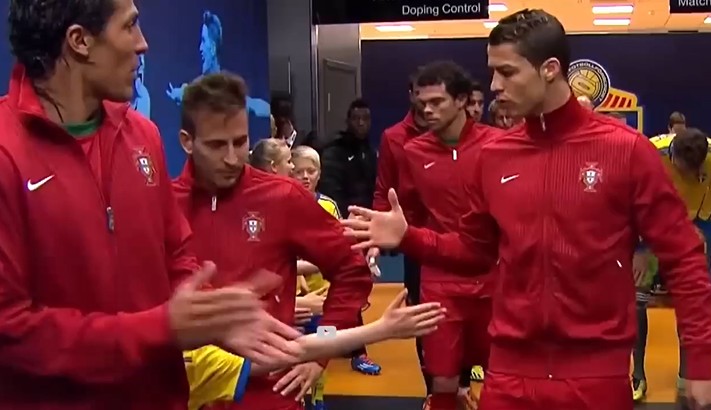 Full video Ronaldo vs Zlatan: The Night CR7 Destroyed Sweden, Full highlights Portugal vs Sweden 2013 REACTION Ronaldo Hat-Trick Masterclass, Full clip Cristiano Ronaldo vs Zlatan Ibrahimovic, Cristiano Ronaldo vs Zlatan Ibrahimovic A Legendary Playoff Battle, Hat-Trick Hero: Ronaldo's Iconic Performance vs Sweden, Legendary football match, Legendary Football Moments That Shocked the World, Video legendary football moments, Legendary football skills, Legendary Football World Cup Moments, Cristiano Ronaldo Full Goals Highlight, VIDEO Cristiano Ronaldo reflects on his impressive 2023, Video Cristiano Ronaldo sút phạt hàng rào thành bàn Euro 2024, Cristiano Ronaldo The Best Goals, Cristiano Ronaldo Skill For Manchester United, Cristiano Ronaldo khép lại năm 2023 với 54 bàn thắng, Cristiano Ronaldo Hat-Trick to Tottenham At Age 36, Clip Cristiano Ronaldo Skill, Kỹ thuật Cristiano Ronaldo, Cristiano Ronaldo Skill For Man Utd, Cristiano Ronaldo Skill Of Legend, Football Highlights, Latest Football Highlights, Latest Football Full Highlights, Full Highlights Portugal vs Sweden 2013