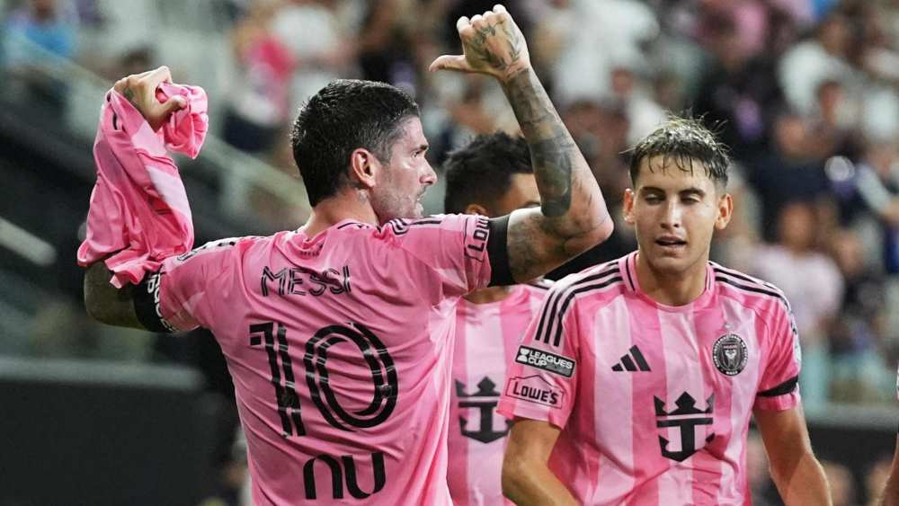 Saksikan highlights Inter Miami vs Monterrey dalam pertandingan persahabatan 2026. Nikmati cuplikan pertandingan lengkap dalam kualitas Full HD. Video Inter Miami vs Monterrey MLS League 9 August 2026, Watch Inter Miami vs Monterrey full highlights hd, Full replay Inter Miami vs Monterrey hd, Inter Miami Full Goals Highlights, Monterrey Full Goals Highlights, MLS League, Clip bóng đá Mỹ, Clip bóng đá nhà nghề Mỹ, Latest Football Highlights, Latest Football Full Highlights, Kết quả bóng đá hôm nay 2026-08-09, Result Football Today 2026-08-09