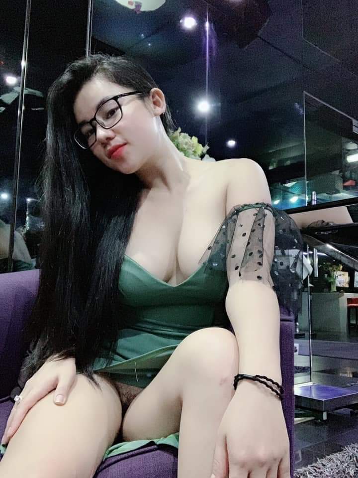 Gái xinh 18 Đà Nẵng show hàng nóng bỏng