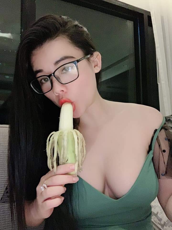 Gái xinh 18 Đà Nẵng show hàng nóng bỏng