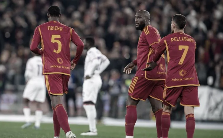 Watch Video AS Roma 2:0 Napoli 2023.12.23 Highlights, Serie A Highlight, Serie A Full Goals Highlight, Watch highlights AS Roma 2-0 Napoli, See AS Roma 2-0 Napoli highlights, Clip AS Roma 2-0 Napoli highlights, Video result AS Roma 2-0 Napoli, AS Roma Full Goals Highlight, Napoli Full Goals Highlight, Clip bóng đá Ý, Clip kết quả bóng đá Ý Italia hôm nay