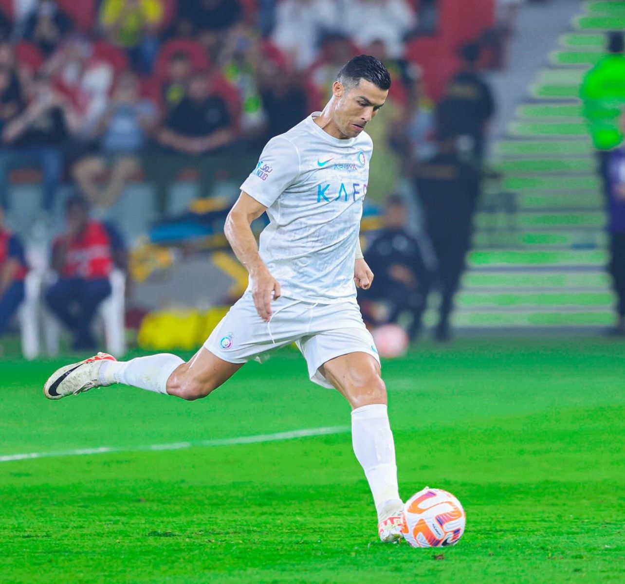 Video Highlights Al Ittihad 2:5 Al Nassr 2023.12.26 Ronaldo Vượt Qua Mbappe và Harry Kane, Saudi Pro League Full Goals Highlights, Video highlights Al Ittihad 2:5 Al Nassr, See goals Al Ittihad 2:5 Al Nassr, Video clip Al Ittihad 2:5 Al Nassr highlights, Clip bàn thắng Al Ittihad 2:5 Al Nassr, Video kết quả Al Ittihad 2:5 Al Nassr, Al-Ittihad Full Goals Highlights, Al-Nassr Full Goals Highlights, Clip kết quả bóng đá Ả Rập Xê Út hôm nay, Giải đấu bóng đá Ả Rập Xê Út, Bóng đá Ả Rập Xê Út
