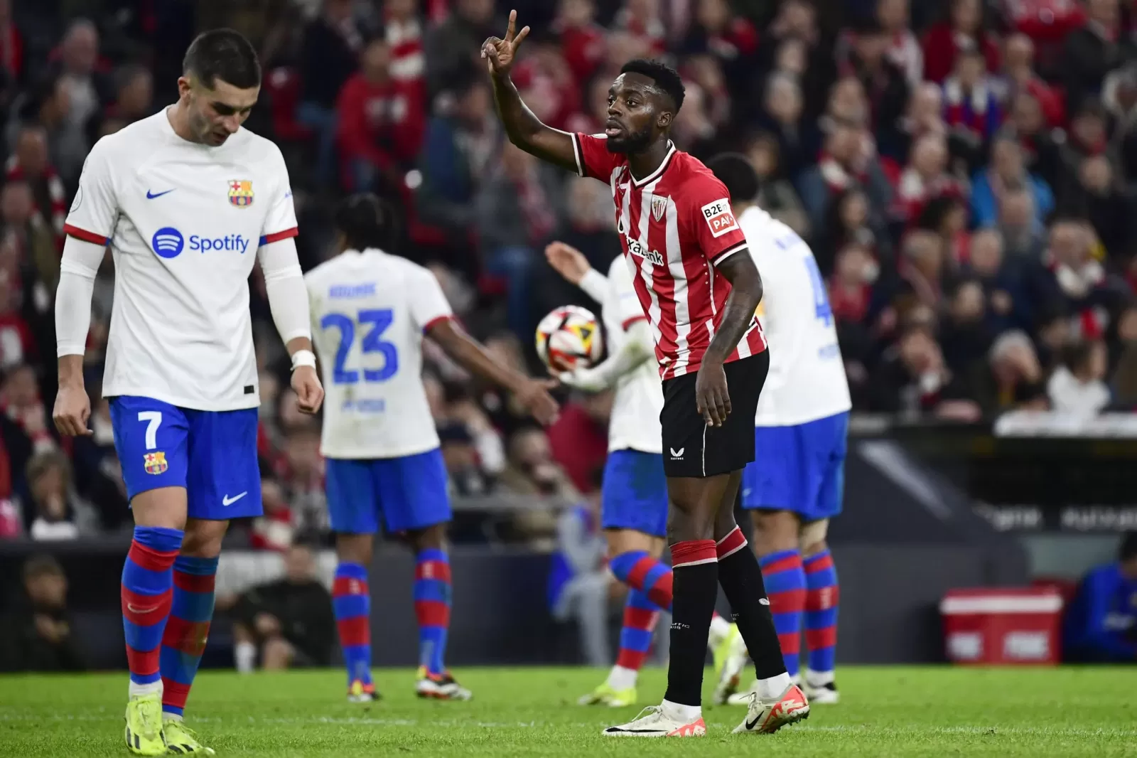 Athletic Bilbao 4-2 Barcelona 2024.01.24 Barcenola Bị Loại, Copa del Rey Full Goals Highlight, Watch Athletic Bilbao 4-2 Barcelona full highlights, Video highlights Athletic Bilbao 4-2 Barcelona, Clip Athletic Bilbao 4-2 Barcelona highlights, See live result Athletic Bilbao 4-2 Barcelona, Athletic Bilbao Full Goals Highlight, Barcelona Full Goals Highlight, Cúp Nhà Vua Tây Ban Nha