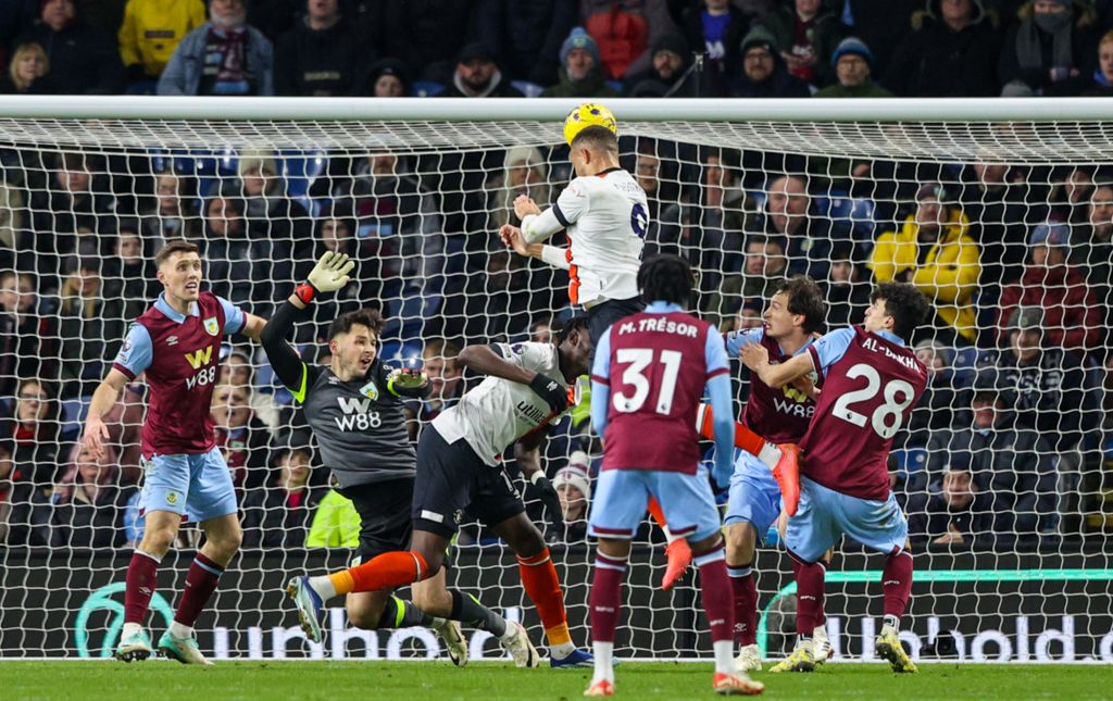 Video Burnley 1-1 Luton 2024.01.12 All Goals Highlights, Premier League Full Highlight, Premier League Full Goals Highlight, Video Burnley 1-1 Luton highlights, Clip highlights Burnley 1-1 Luton, See live result Burnley 1-1 Luton, Burnley Full Goals Highlight, Luton Full Goals Highlight, Xem trực tiếp bóng đá ngoại hạng Anh, Trực tiếp bóng đá ngoại hạng Anh, Xem bóng đá trực tiếp ngoại hạng Anh, Clip kết quả bóng đá Ngoại Hạng Anh hôm nay, Clip bóng đá ngoại hạng Anh