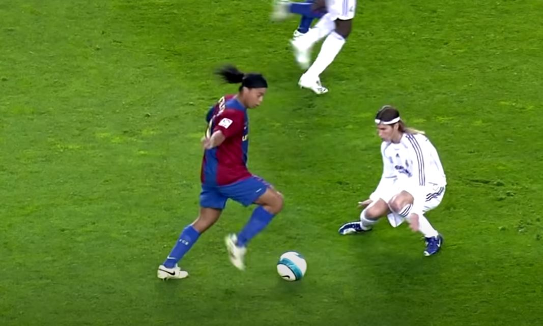 Clip Ronaldinho làm Xiếc Ma Thuật trên sân cỏ trước đối thủ truyền kiếp Real Madrid, Clip qua người thần sầu của Ronaldinho, Clip huyền thoại Ronaldinho, Huyền Thoại Ronaldinho, Clip những pha qua người huyền thoại của Ronaldinho, Full Clip chung kết World Cup 2002 Đức Brazil với Ronaldo Ronaldinho Rivaldo, ronaldinhoKỹ thuật Ronaldinho, Clip Ronaldinho acts as a circus on the field, Ronaldinho xé tan hàng phòng ngự của Real Madird, Ronaldinho làm Real Madrid chao đảo, Clip Ronaldinho làm xiếc trên sân bóng, Clip những pha đi bóng Ronaldinho, Kỹ thuật Ronaldinho, Watch FULL MATCH Brazil vs Germany (World Cup Final 2002) Full HD 1080P With Ronaldo Ronaldinho, Clip Ronaldinho làm xiếc trên sân cỏ, Trận đấu Real Madrid vs Barcenola với Ronaldinho Messi Ronaldo Beckham Zidane Robinho Xavi, Ronaldinho Skills And Goals, No One Has Matched Ronaldinhos Magic So Far, Ronaldinho is arguably the greatest magician in football history