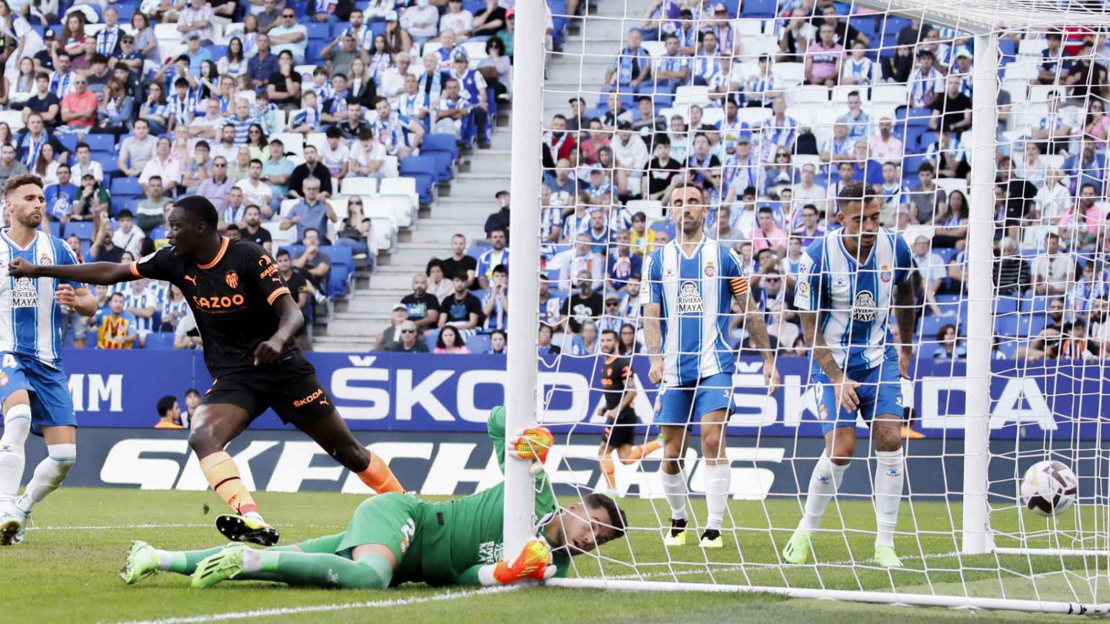 La Liga Full Highlight, La Liga Highlight, La Liga Full Goals Highlight, Watch Espanyol 2-2 Valencia, Video Highlights Espanyol 2-2 Valencia 2022.10.02, Espanyol Full Goals Highlight, Valencia Full Goals Highlight