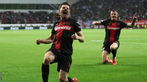 Watch Highlights Leverkusen 2-0 West Ham 2024.04.11 Không ai cản nổi Leverkusen, UEFA Europa League Full Goals Highlights, Europa League Full Goals Highlight, Clip kết quả bóng đá Cúp C2 Châu Âu hôm nay, Video bóng đá Cúp C2 Châu Âu, Cup C2 Europa League, Video highlights Leverkusen 2-0 West Ham, Clip Leverkusen 2-0 West Ham highlights, See live result Leverkusen 2-0 West Ham, Clip bàn thắng Leverkusen 2-0 West Ham, Video kết quả Leverkusen 2-0 West Ham, Bayer Leverkusen Full Goals Highlight, West Ham Full Goals Highlight