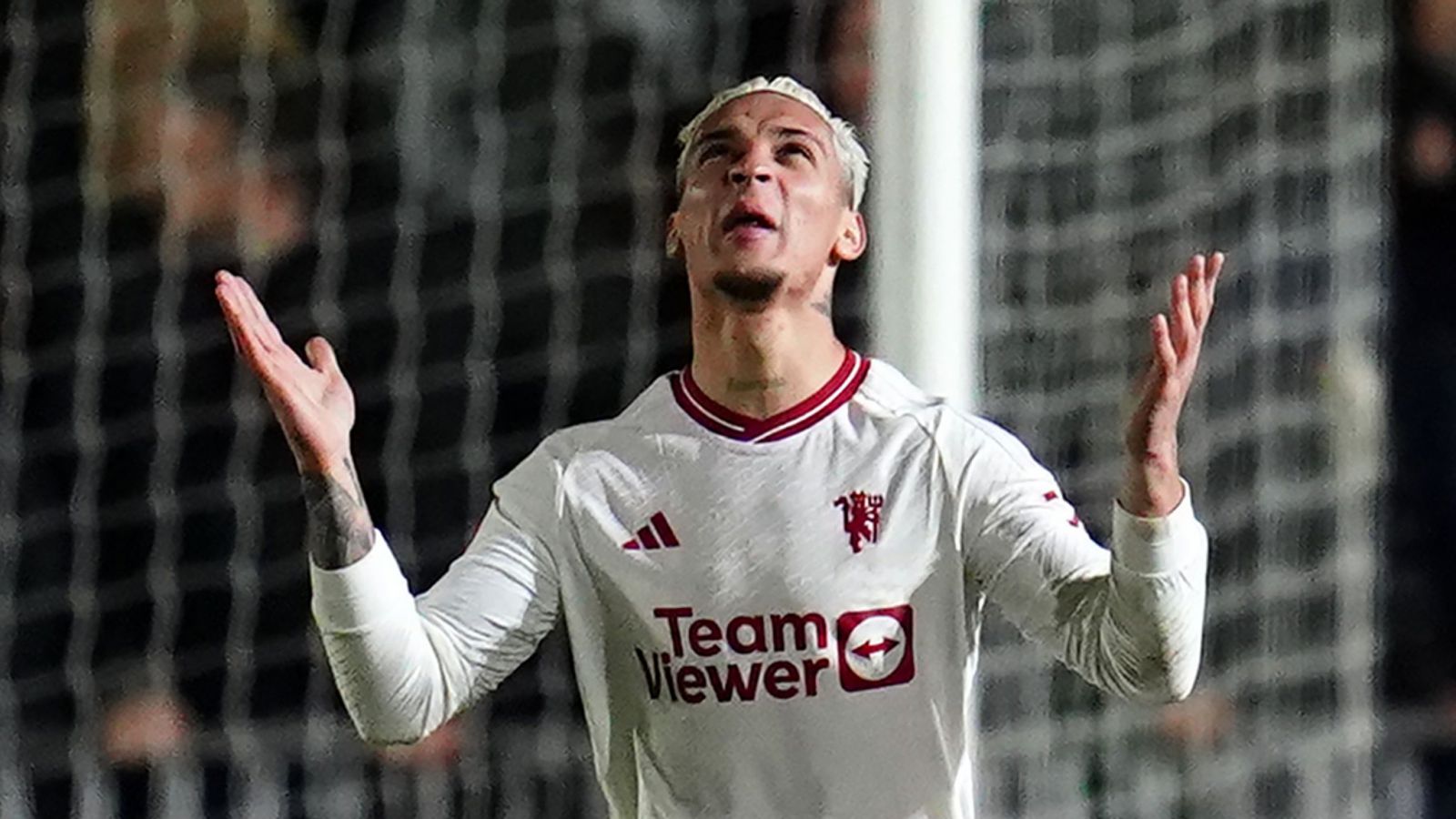 Watch Highlights Newport 2-4 Man United 2024.01.28 Quỷ Đỏ Đi Tiếp, FIFA Club World Cup Final, FA Cup Full Goals Highlight, Watch Newport 2-4 Man United all goals highlights, Video Newport 2-4 Man United highlights, Clip highlights Newport 2-4 Man United, See live result Newport 2-4 Man United, Newport Full Goals Highlights, Man United Full Goals Highlights