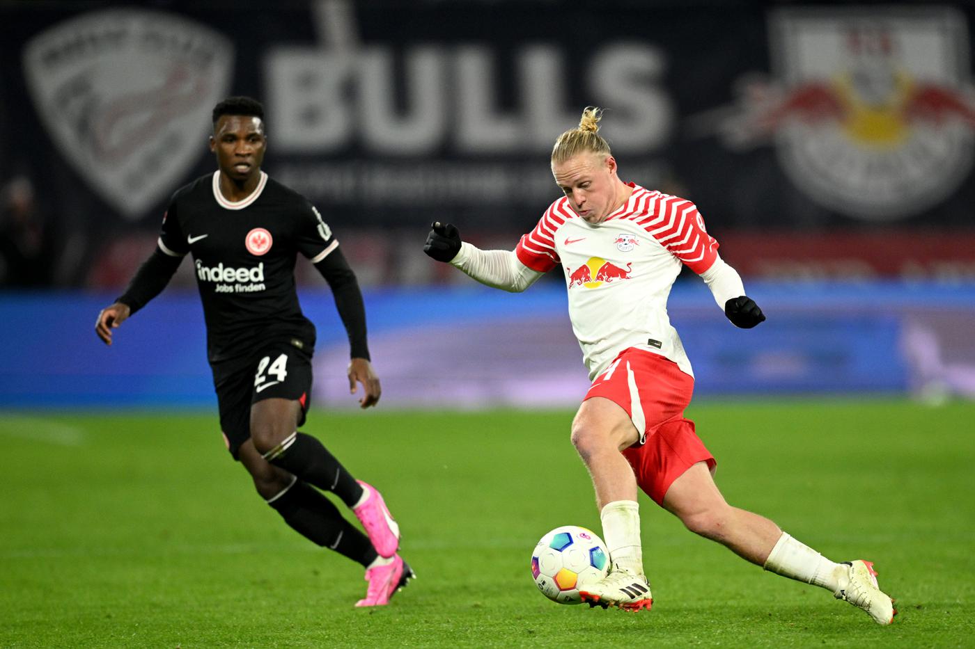 Video RB Leipzig 0-1 Frankfurt 2024.01.13 All Goals Highlights, Bundesliga Full Goals Highlight, Watch highlights RB Leipzig 0-1 Frankfurt, Clip highlights RB Leipzig 0-1 Frankfurt, Video RB Leipzig 0-1 Frankfurt highlights, See live result RB Leipzig 0-1 Frankfurt, RB Leipzig Full Goals Highlight, Frankfurt Full Goals Highlight, Clip bóng đá Đức, Clip kết quả bóng đá Đức hôm nay, Clip bóng đá ngoại hạng Đức