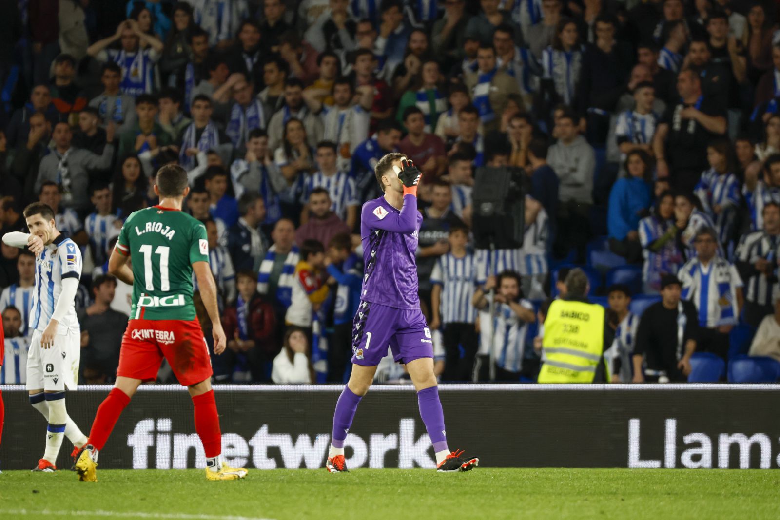 Watch Video Real Sociedad 1-1 Alaves 2024.01.02 All Goals Highlights, La Liga Highlight, La Liga Full Goals Highlight, La Liga Full Highlight, Watch highlights Real Sociedad 1-1 Alaves, Video goals Real Sociedad 1-1 Alaves, Clip Real Sociedad 1-1 Alaves highlights, See live result Real Sociedad 1-1 Alaves, Real Sociedad Full Goals Highight, Alaves Full Goals Highlight, Clip kết quả bóng đá Tây Ban Nha hôm nay, Clip bóng đá Tây Ban Nha
