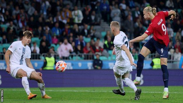 UEFA Nations League Goals Highlight, Watch Slovenia 2-1 Norway Nations League, Video Highlights Slovenia 2-1 Norway Nations League, Slovenia 2-1 Norway Nations League 2022.09.24, Slovenia Full Goals Highlight, Norway Full Goals Highlight
