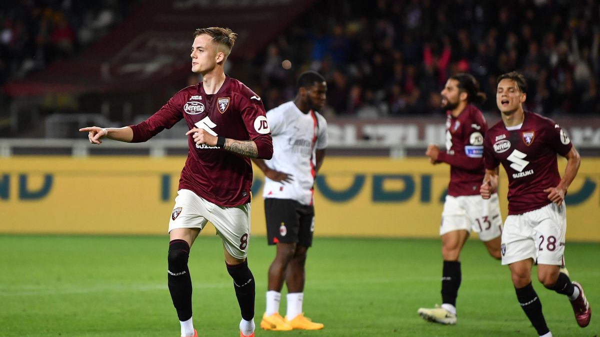 Watch Video Torino 3-1 AC Milan 2024.05.18 All Goals Highlights, Serie A Highlight, Serie A Full Goals Highlight, Video highlights Torino 3-1 AC Milan, Clip Torino 3-1 AC Milan highlights, See live result Torino 3-1 AC Milan, Clip bàn thắng Torino 3-1 AC Milan, Video kết quả Torino 3-1 AC Milan, Torino Full Goals Highlight, AC Milan Full Goals Highlight, Clip kết quả bóng đá Ý Italia hôm nay, Clip bóng đá Ý