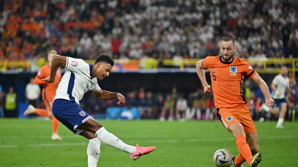 Watch VIDEO Highlights Netherlands 1-2 England 2024.07.11 Kép phụ tỏa sáng, Euro 2024 Semifinal, Euro 2024 Full Goals Highlights, Euro 2024, Full Match Euro 2024, Video highlights Netherlands 1-2 England, Clip Netherlands 1-2 England all goals highlights, See live result Netherlands 1-2 England, Netherlands Full Goals Highlight, England Full Goals Highlight, Clip bàn thắng Netherlands 1-2 England, Video trận đấu Netherlands 1-2 England, Video highlights bán kết Hà Lan 1-2 Anh