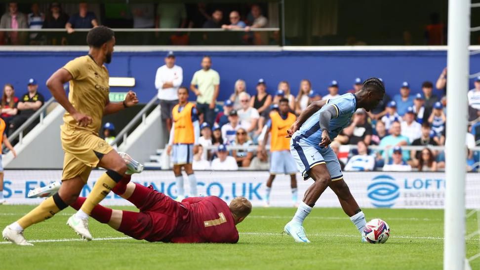 Watch VIDEO Highlights QPR 0-2 Tottenham 2024.07.20 All Goals, Friendly Match, Giao Hữu Friendly Match, Video highlights QPR 0-2 Tottenham, Clip QPR 0-2 Tottenham all goals highlights, See live result QPR 0-2 Tottenham, Clip bàn thắng QPR 0-2 Tottenham, Video giao hữu QPR 0-2 Tottenham, QPR Full Goals Highlights, Tottenham Full Goals Highlight