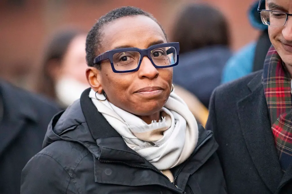Claudine Gay, Former Harvard president Claudine Gay claims she fell victim to a well-laid trap, Former Harvard president Claudine Gay, Video news hot, The former Harvard president 53 resigned from the prestigious Ivy League Tuesday, Hot News Video, Hot news today on the world, The hottest news in 2023, Post news hot today, News hot today, Hot news today, US news today, US today news, HOUSTON NEWS, US news video today
