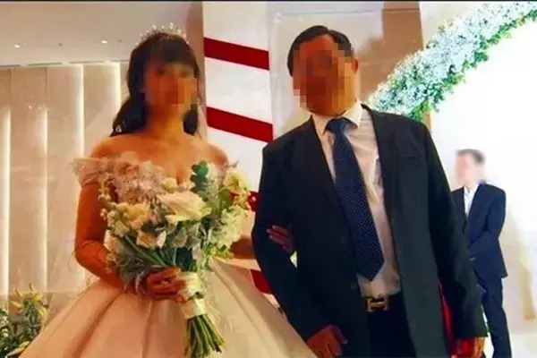 Clip Siêu Lừa Thế Kỷ 9X Livestream, Clip siêu lừa 9x livestream phản đối dân mạng, Siêu lừa 9x giả vờ làm rich kid chăn đại gia, Siêu lừa Anna Tina Duong Bắc Giang, Siêu lừa 9X V.A giả vờ làm rich kid lừa trăm tỷ nhà chồng đại gia, Siêu lừa Rich Kid, Siêu lừa 9X, Siêu lừa 9X lừa nhà chồng trăm tỷ, Clip siêu lừa 9x livestream tôi không lừa đảo, Siêu lừa 9X lên kịch bản như phim Hollywood, Siêu lừa 9X lên kế hoạch Hollywood, Siêu lừa Việt Nam 9X, Siêu lừa thế kỷ 9X, Tin tức mới nhất về siêu lừa 9X, Siêu lừa 9X Bắc Giang, Tin mới Anna Tina Duong, Anna Tina Duong, Thông tin về Tina Dương Anna V.A, Anna Tina Duong là ai, Ninh Thị Vân Anh là ai, Anna Dương Bắc Giang lên tiếng về phốt lừa đảo 17 tỷ, Anna Dương nói về phốt lừa đảo 17 tỷ, Thông tin mới nhất Anna Dương về phốt lừa đảo 17 tỷ