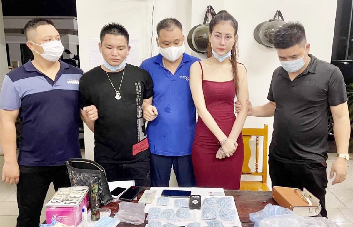 Hot Girl Tiktoker Lê Thị Bích Ngọc, Hot Girl Tiktoker, Clip hot girl TikTok sexy, Gái xinh TikTok, Clip gái xinh TikTok gợi tình, Clip gái xinh TikTok bướm múp, Clip gái xinh TikTok làm tình, Gái xinh TikTok mặc váy ngắn, Clip gái xinh TikTok khiêu gợi, Clip gái xinh TikTok gợi cảm, Clip gái xinh TikTok khoe hàng, Clip gái xinh TikTok bím múp, Clip gái xinh TikTok show hàng, TikTok gái xinh nhảy, Clip gái xinh TikTok Cute Nóng Bỏng, Gái xinh TikTok Việt Nam, Gái Xinh TikTok Hàng Ngon, Hot Girl TikTok