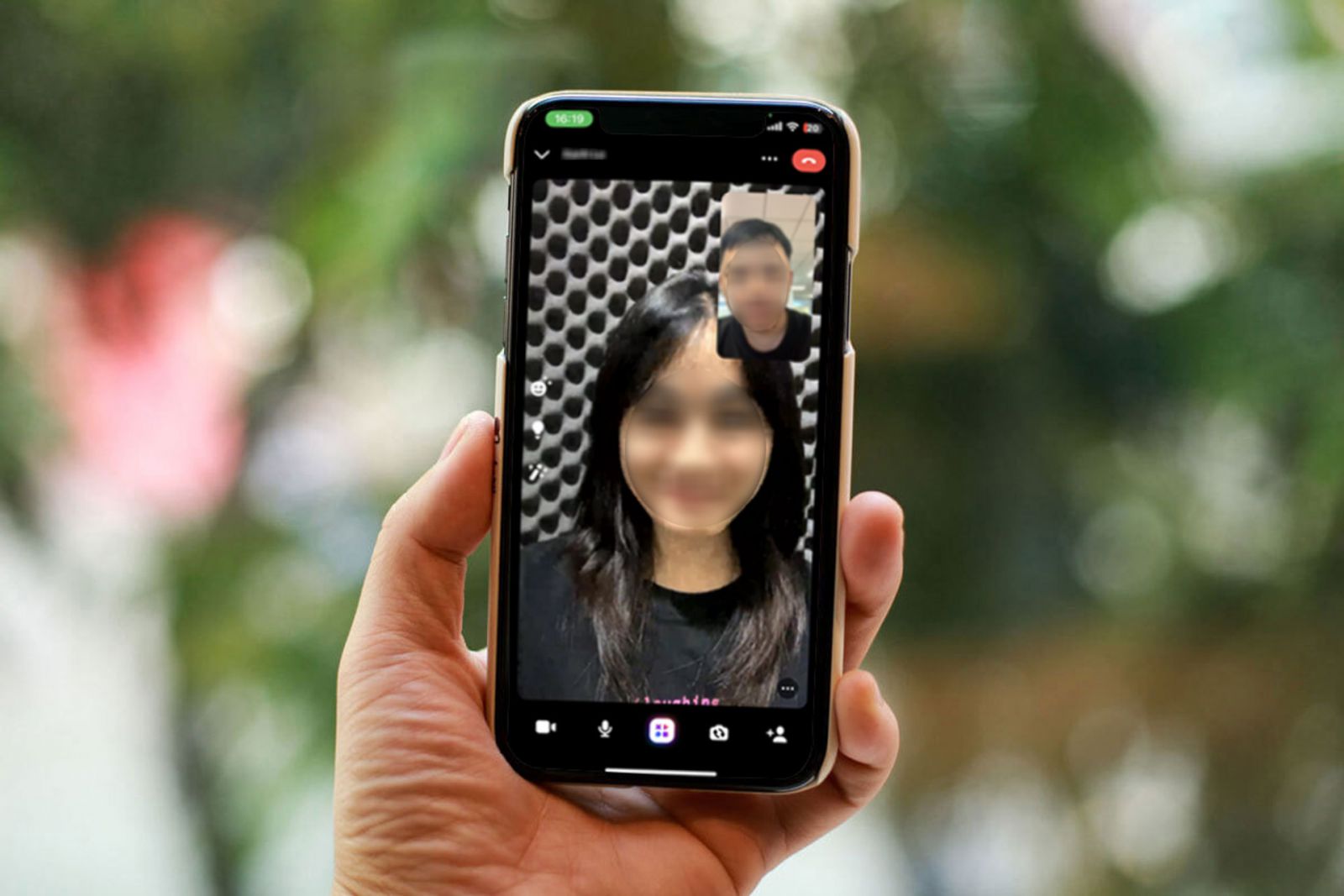 Lừa đảo qua mạng internet, Lừa đảo qua mạng xã hội, Lừa đảo qua Zalo, Lừa đảo qua Facebook, Những hình thức lừa đảo qua mạng xã hội, Cảnh giác những chiêu lừa đảo qua mạng xã hội, Cảnh giác lừa đảo qua mạng internet, Cảnh giác lừa đảo Facebook, Cảnh giác lừa đảo Zalo, Lừa đảo qua mạng xã hội mạng internet ngày càng tinh vi, Lừa đảo Chia sẻ giao lưu Quỹ SeQuoia Capital VN, Tin tức nóng 24h trong ngày, Lừa đảo gọi video khuôn mặt vay tiền, Lừa đảo deepfake gọi video vay tiền, Lừa đảo hack nick facebook vay tiền, Lừa đảo gọi video giả danh vay tiền