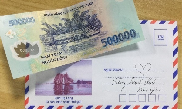 Cô gái cưới 3 lần, Cô gái cưới lần thứ 3, Mừng cưới lần 3 ít hơn 2 lần trước cô gái bị bạn thân trách móc, Câu chuyện mừng cưới, Cô gái trẻ cưới lần thứ 3 trách bạn thân mừng cưới ít
